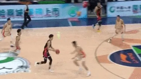 图赫尔公布：里斯-詹姆斯训练进展顺利