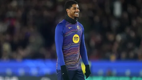 埃基蒂克分享童年挚爱俱乐部：曼联成法兰克福前锋心仪首选